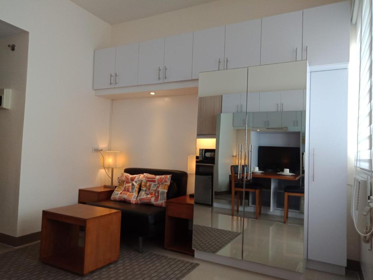Mabolo Garden Flat A7 Near Ayala Mall Apartman Cebu Kültér fotó