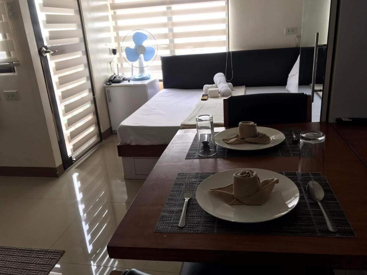 Mabolo Garden Flat A7 Near Ayala Mall Apartman Cebu Kültér fotó