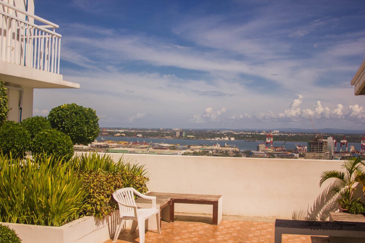 Mabolo Garden Flat A7 Near Ayala Mall Apartman Cebu Kültér fotó